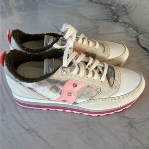 Saucony Women's Pink and Cream Sneakers